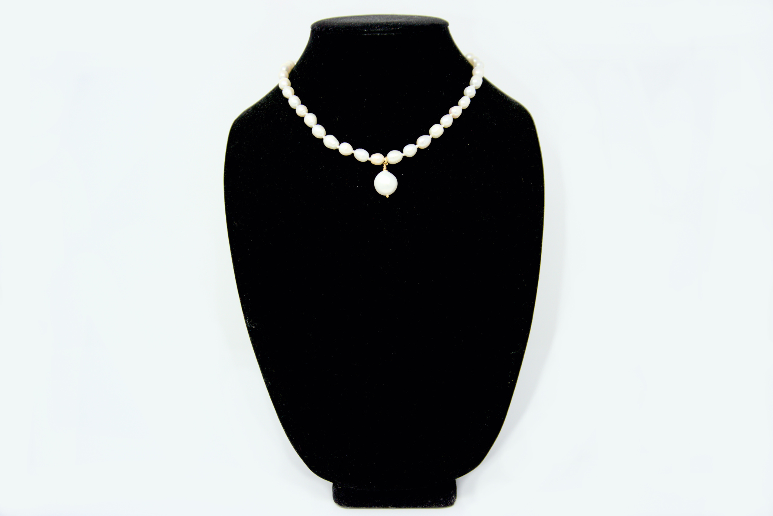 Charm & Lovely Quality Fashion Accessories, introduces Kate Spade New York Pearl Play Freshwater Pearl Necklace, 16".